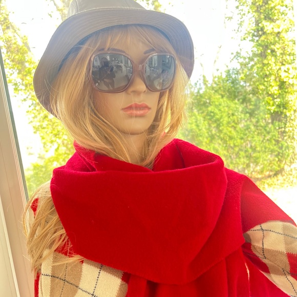 Burberry Pink-Tone Oversized Square Sunglasses - Picture 6 of 8